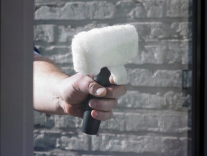 Moerman Click and Scrub Pad in Use
