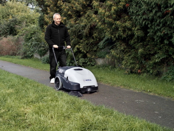 Nilfisk SW750 Battery Operated Walk Behind Sweeper Use 3