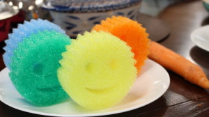 Scrub Daddy Cleaning Sponge - America's Favorite Sponge