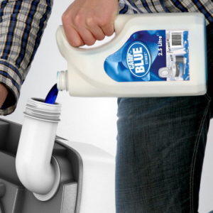 Stimex Camp Blue 2.5 L Liquid- Toilet Chemical in Action